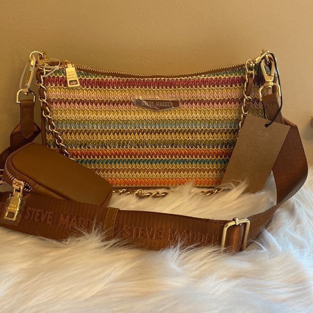 NWT Steve Madden (Bvettal) Straw Crossbody w/ AirPod Case Pouch - Picture 2 of 15